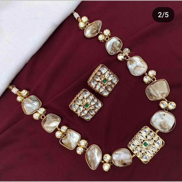 FS Collection Gold Plated Mother Of Pearls Necklace Set