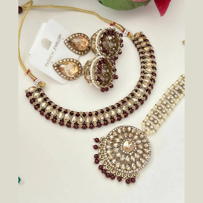 FS Collection Gold Plated Crystal Stone And Pearls Necklace Set