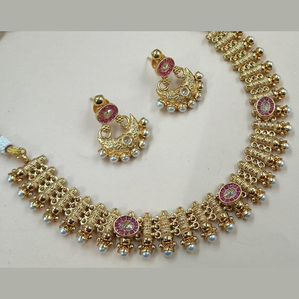 FS Collection Gold Plated Crystal Stone And Pearls Necklace Set