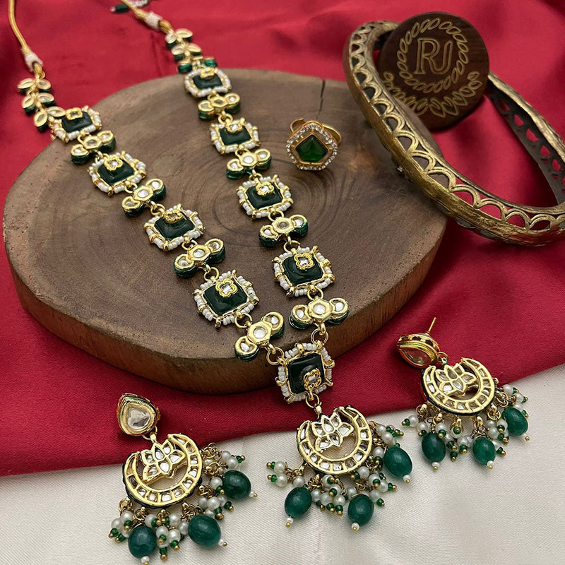 FS Collection Gold Plated Kundan Stone And Pearls Necklace Set