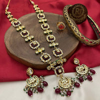 FS Collection Gold Plated Kundan Stone And Pearls Necklace Set