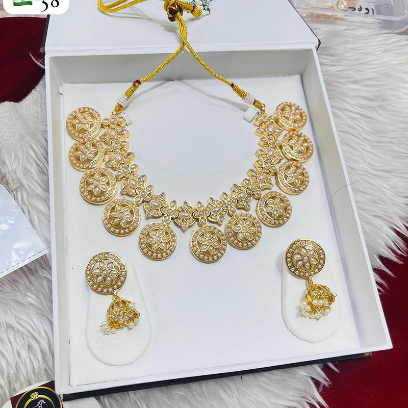 FS Collection Gold Plated Pota Stone And Pearls Necklace Set