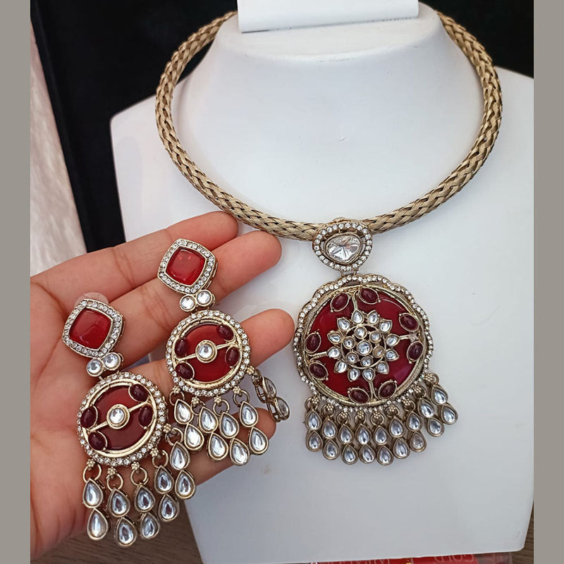 FS Collection Gold Plated Kundan And Pota Stone Necklace Set