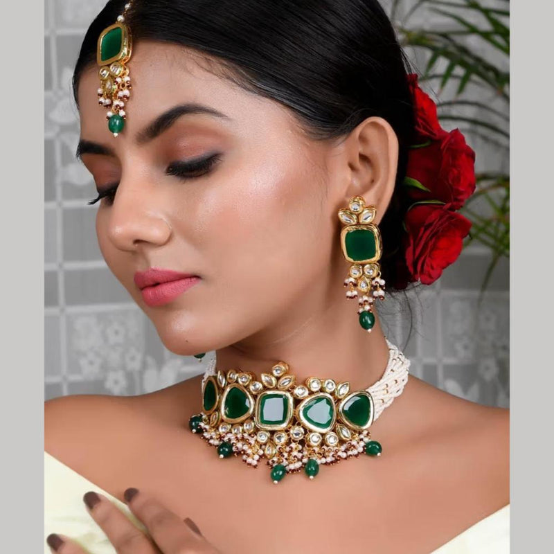 FS Collection Gold Plated Kundan Stone And Pearls Choker Necklace Set