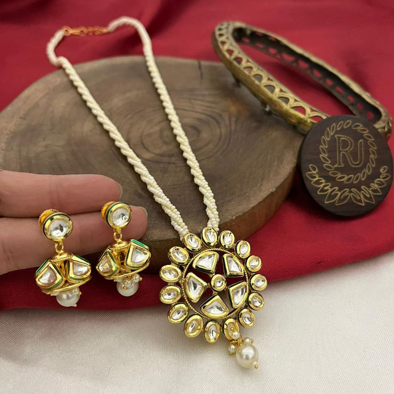 FS Collection Gold  Plated Kundan Stone And Beads Necklace Set