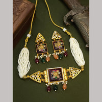 FS Collection Pota Stone And Kundan Choker Necklace Set