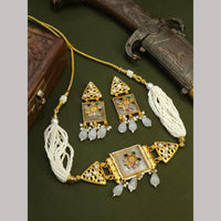 FS Collection Pota Stone And Kundan Choker Necklace Set