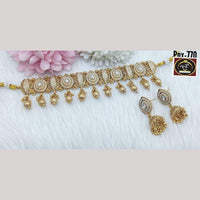 FS Collection Timeless Gold Plated Pota and Pearls Choker Necklace Set