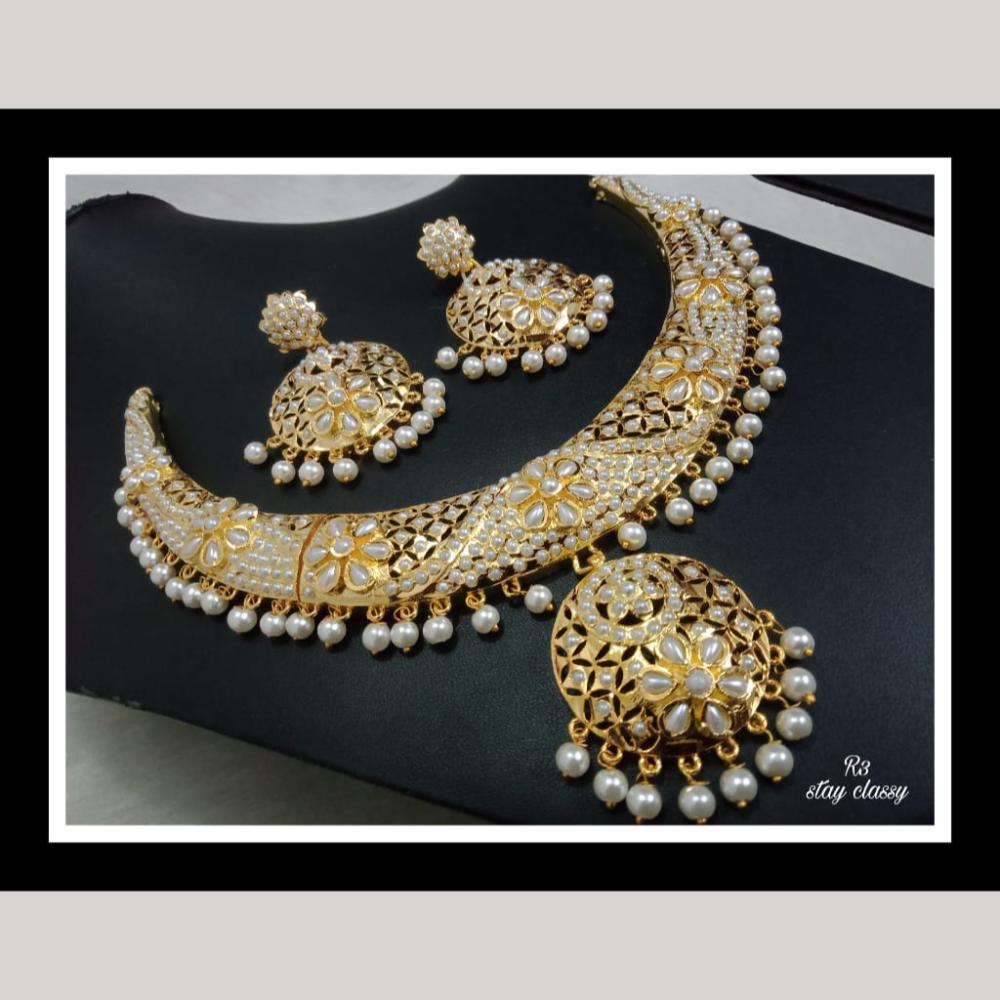 FS Collection Royal Gold Plated Necklace Set with Pota Beads and Pearls
