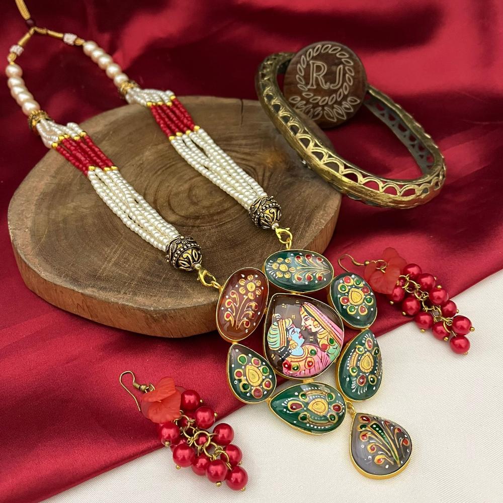 FS Collection Gold Plated Pota Stone And Pearl Long Necklace Set