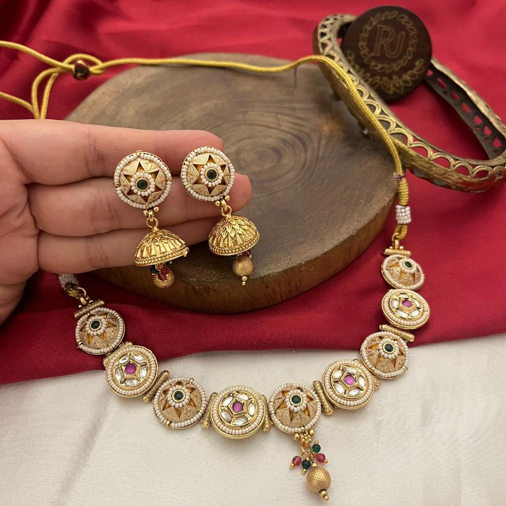 FS Collection Gold Plated Pota Stone And Beads Necklace Set