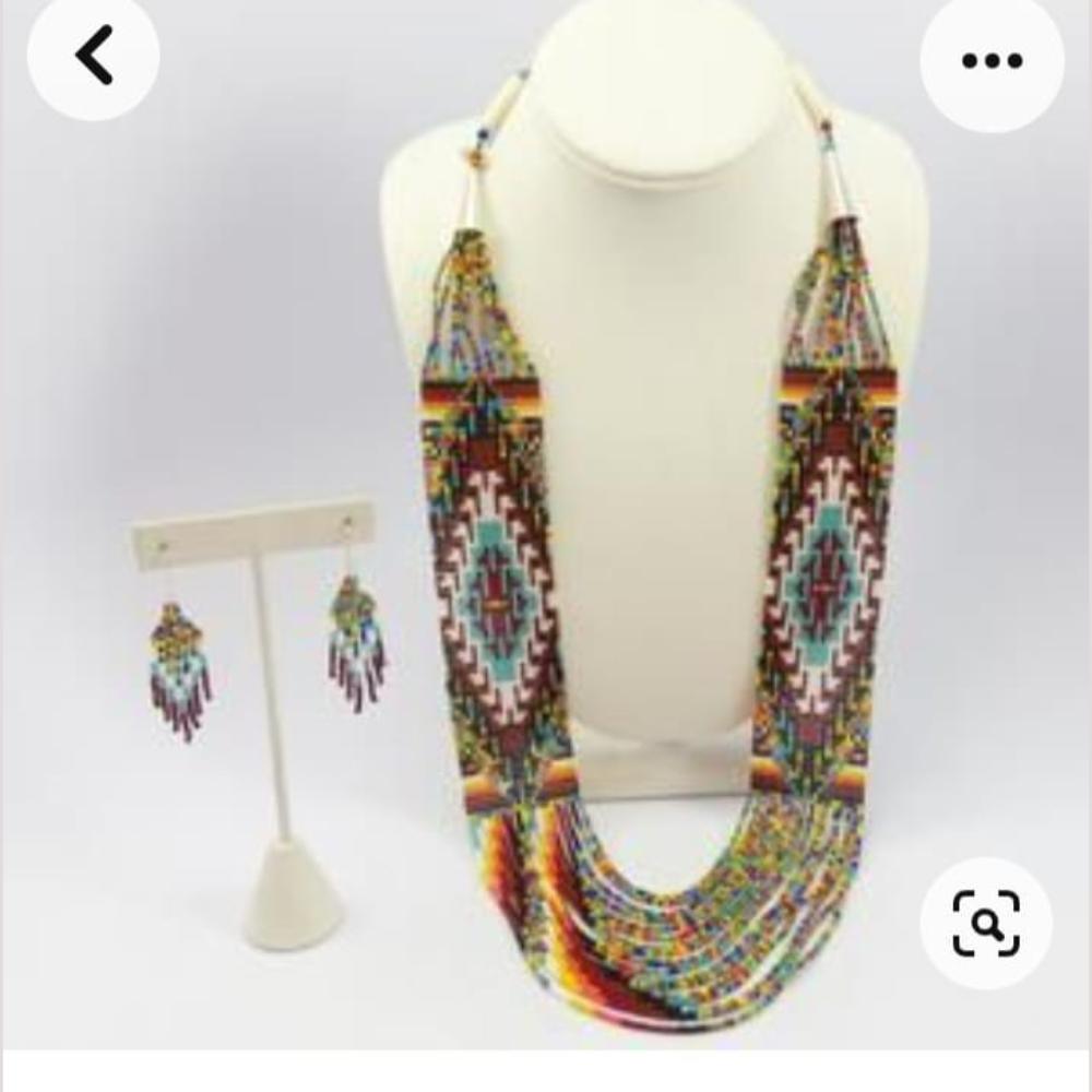 FS Collection Handmade Necklace Set