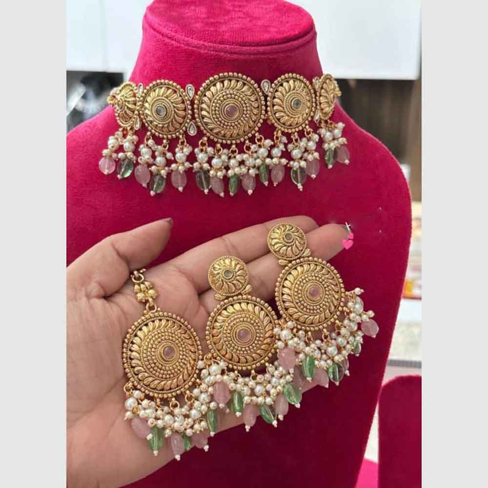 FS Collection Pearl and Bead Necklace Set