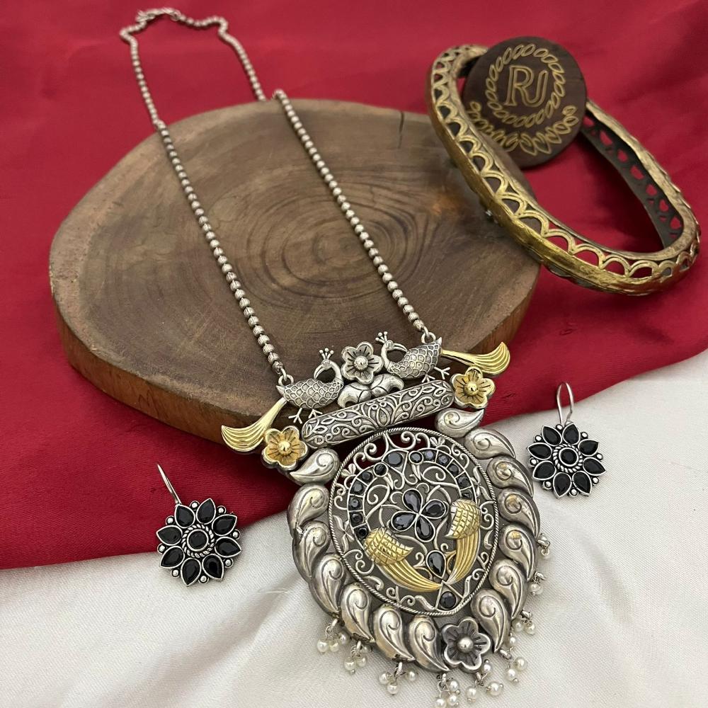 FS Collection 2 Tone Pota And Pearl Long Necklace Set