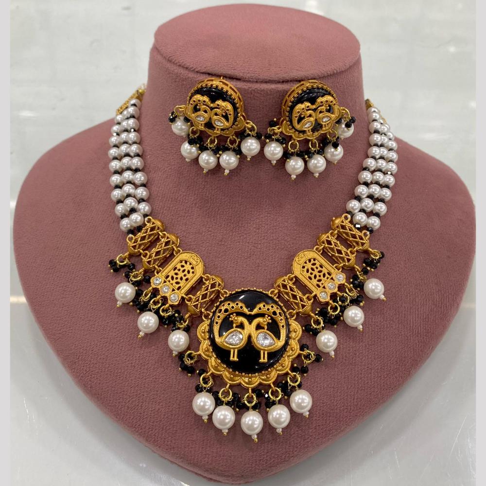 FS Collection Peacock Motif Pearl Beads and Intricate Filigree Design Necklace Set