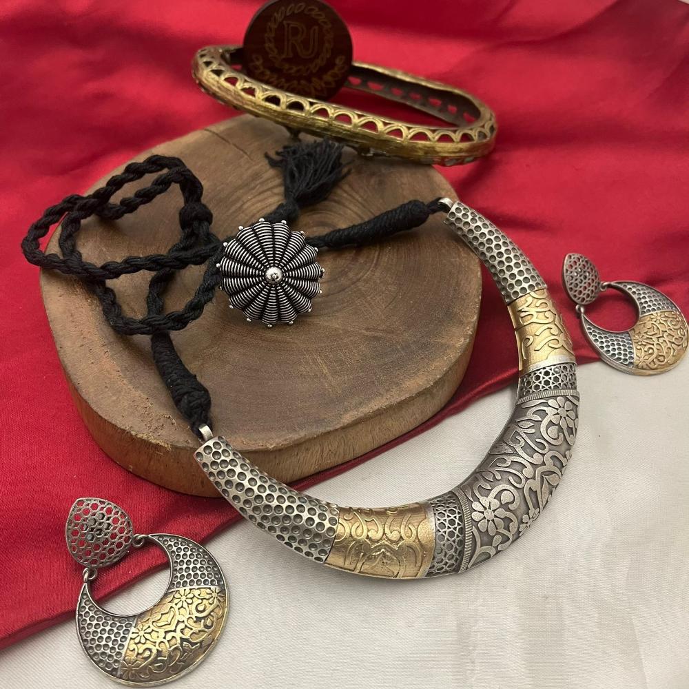 FS Collection Modern  2 Tone Plated Bold & Stylish Looks Necklace Set
