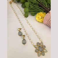 FS Collection Timeless Beauty Crystal Stone And Pearls Long Necklace Set