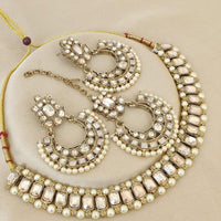 FS Collection  Elegant Beaded Crystal Stone And Beads Necklace Set
