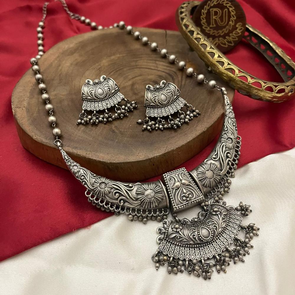 FS Collection Ethnic Oxidized Plated Pearls Necklace Set