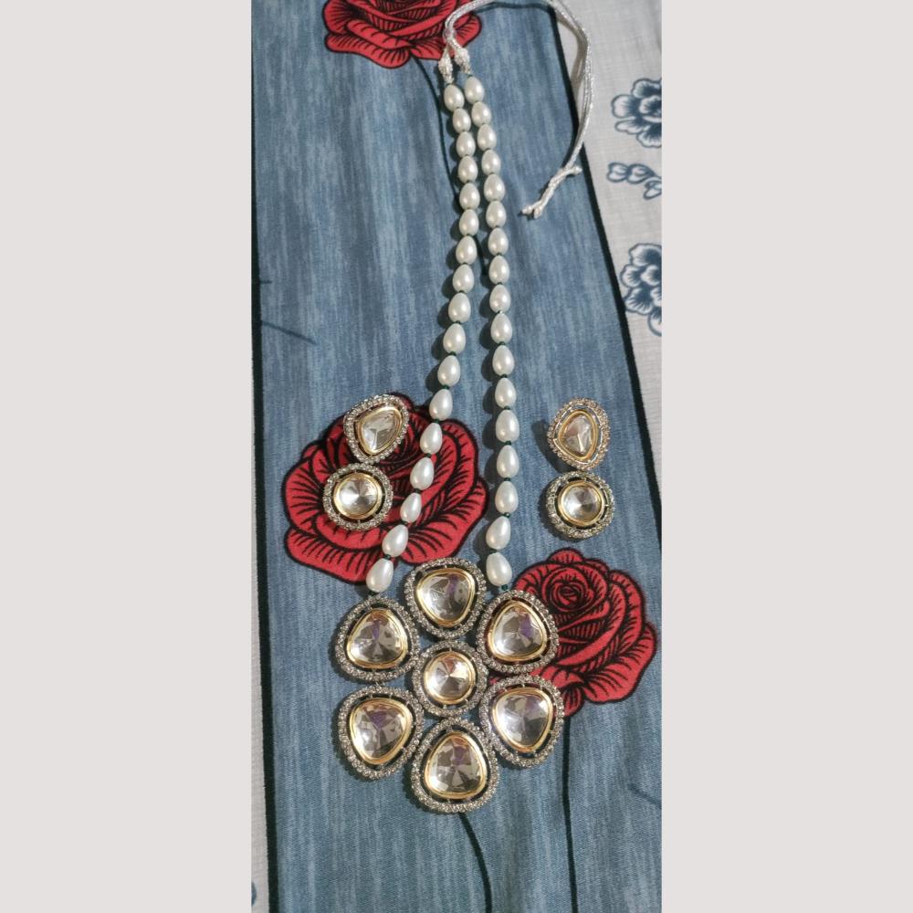 FS Collection Kundan And Pearl Necklace Set
