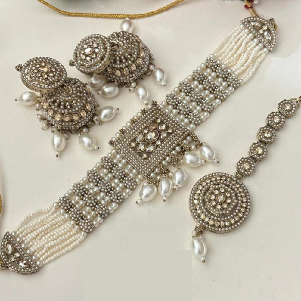 FS Collection Elegant Glow Kundan Stone Pearl And Beads Choker Necklace Set