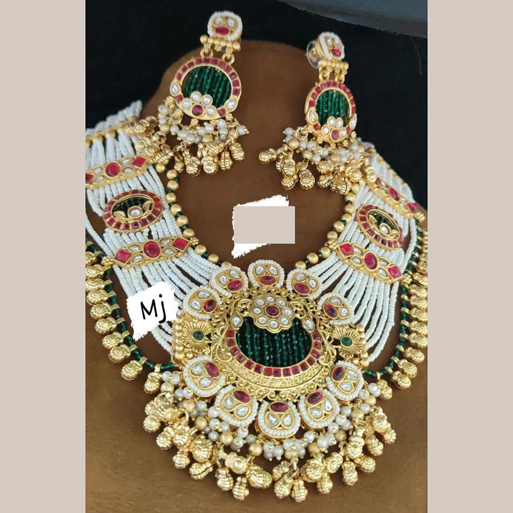 FS Collection Radiant Sparkle Pota Stone And Pearl Necklace Set