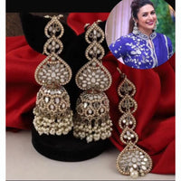 FS Collection Stylish Mirror And Pearls Earrings With Beautiful Mangtikka