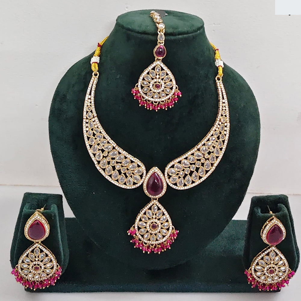 FS Collection Shimmering Crystal Stone And Pearl Necklace Set