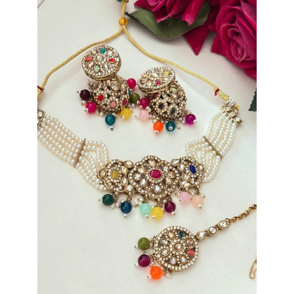 FS Collection Elegant Glow Crystal Stone And Pearl Necklace Set