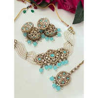 FS Collection Elegant Glow Crystal Stone And Pearl Necklace Set