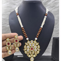 FS Collection Designer Kundan And Pearls Necklace Set