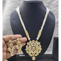 FS Collection Designer Kundan And Pearls Necklace Set