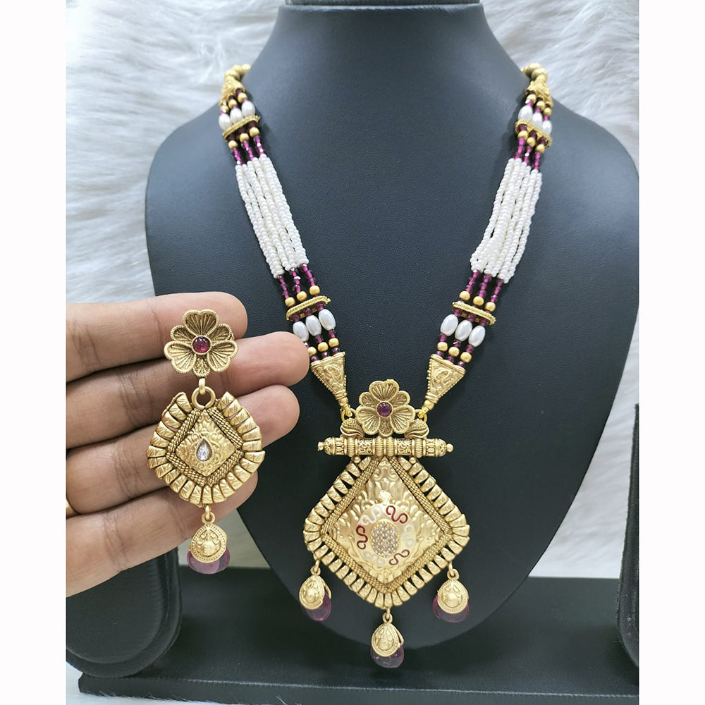 FS Collection Trendy Pota Stone And Pearl Necklace Set