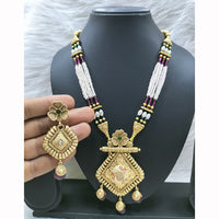 FS Collection Trendy Pota Stone And Pearl Necklace Set