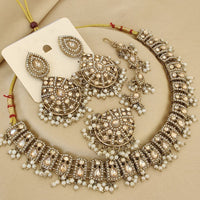 FS Collection Elegant Crystal Stone Pearl Necklace Set