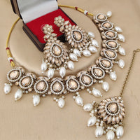 FS Collection Elegant Crystal Stone Pearl Necklace Set