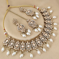 FS Collection Elegant Crystal Stone Pearl Necklace Set