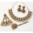 FS Collection Crystal Stone And Pearl Designer Necklace Set