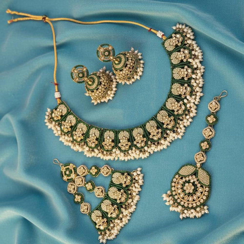 FS Collection Crystal Stone And Pearl Designer Necklace Set