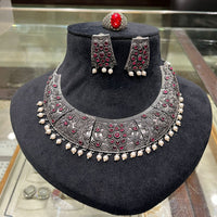 FS Collection Vintage Style Oxidised Pota Stone And Pearl Necklace Set