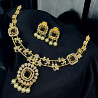 FS Collection Classic Crystal Stone And Austrian Stone Pearl Necklace Set