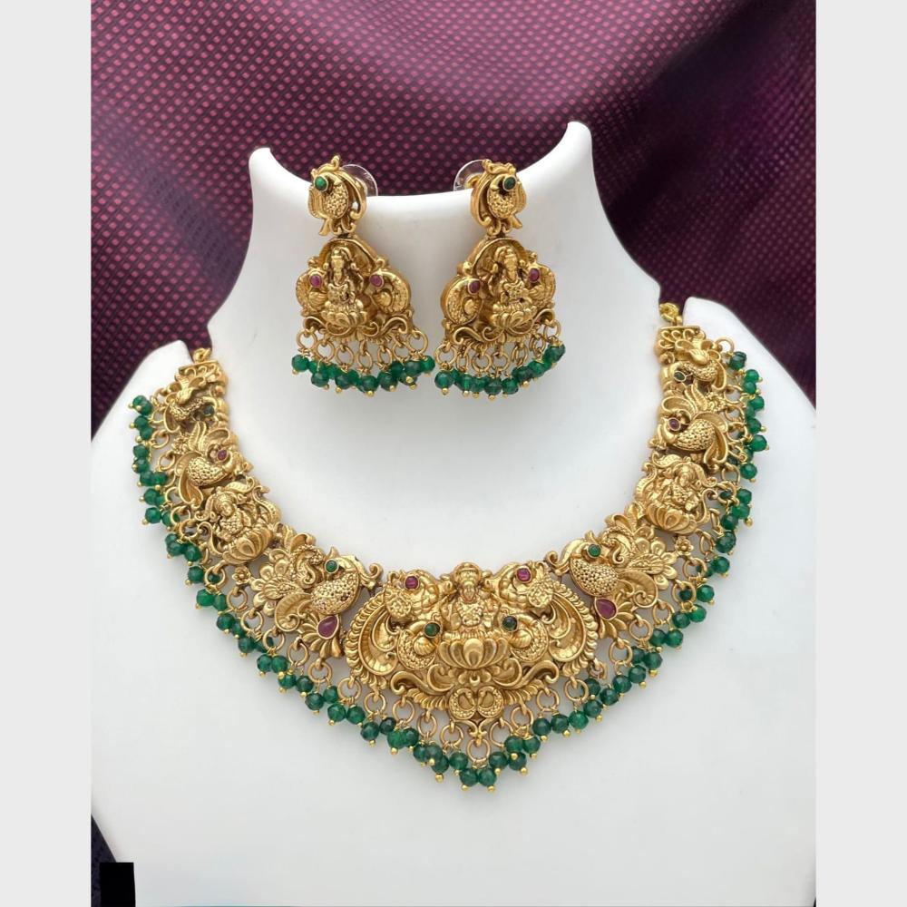 FS Collection Sparkling Pota Stone And Pearl Elegance Temple Necklace Set