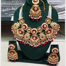 FS Collection Sparkling Pota Stone And Pearl Elegance Necklace Set