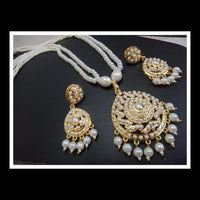 FS Collection Royal Look Pota Stone And Pearl Long Necklace Set