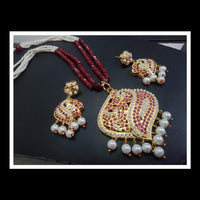 FS Collection Royal Look Pota Stone And Pearl Long Necklace Set