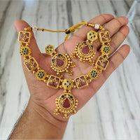 FS Collection Traditional Pota Stone And Pearl Necklace Set