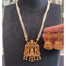 FS Collection Glamorous Pota Stone Pearl And Temple  Necklace Set