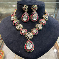 FS Collection Heritage Pota Stone Necklace Set