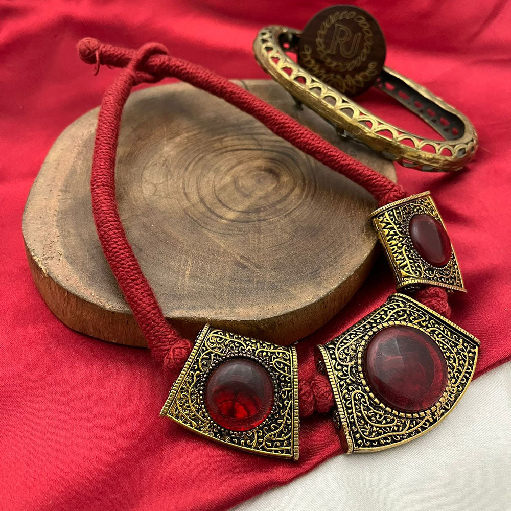 FS Collection Elegant Pota Stone Statement Necklace