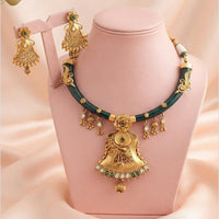 FS Collection Classic Pota Stone And Pearl Necklace Set